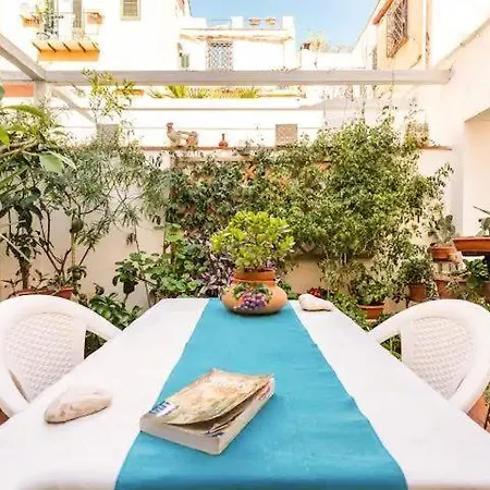 Apartment At Kalsa Quiet Flowered Terrace! Free Parking! Ideal For Remote Working! Palermo