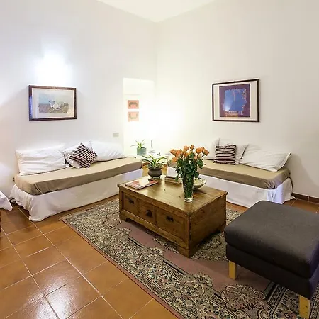Apartment At Kalsa Quiet Flowered Terrace! Free Parking! Ideal For Remote Working! Palermo