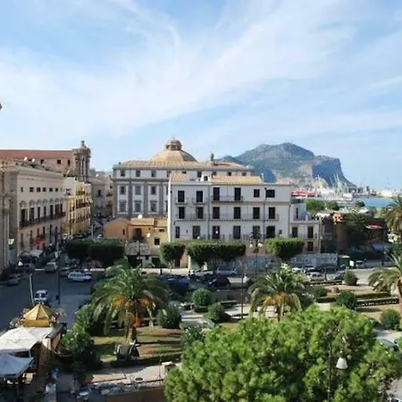 Apartment At Kalsa Quiet Flowered Terrace! Free Parking! Ideal For Remote Working! *