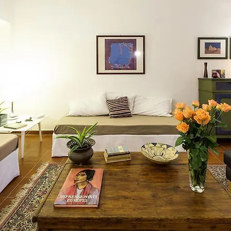 At Kalsa Quiet Flowered Terrace! Free Parking! Ideal For Remote Working! *