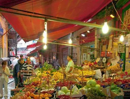 At Kalsa Quiet Flowered Terrace! Free Parking! Ideal For Remote Working! Apartmán