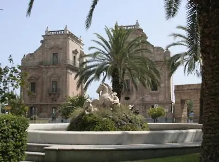 At Kalsa Quiet Flowered Terrace! Free Parking! Ideal For Remote Working! Apartmán *